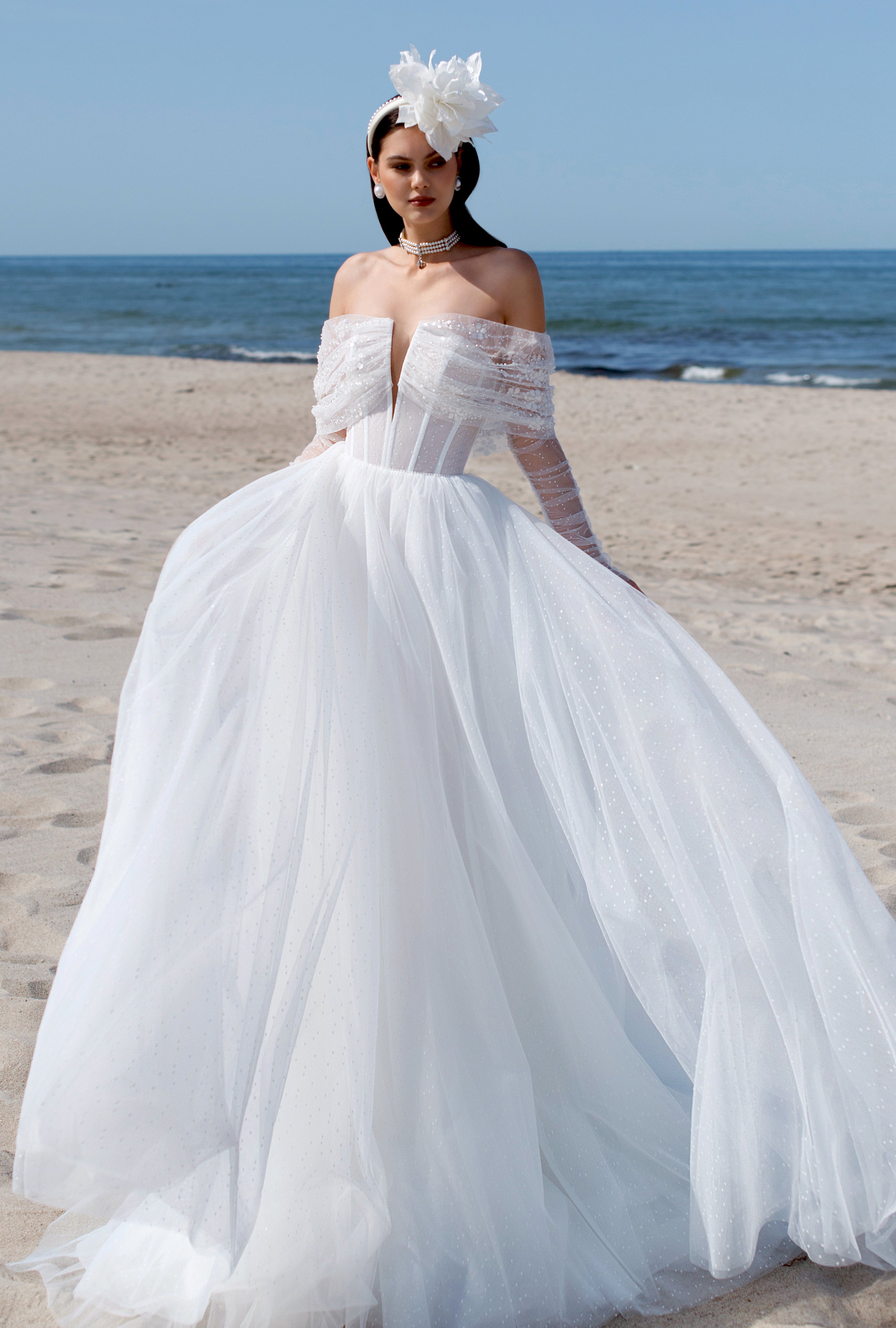 boho lace long sleeve wedding dress Vintage Modest A-Line Sweep Train Dresse – DorrisDress offering a stunning and Boho Style Plus Size Size:4-6-8-10-12 SINGLESEXL24