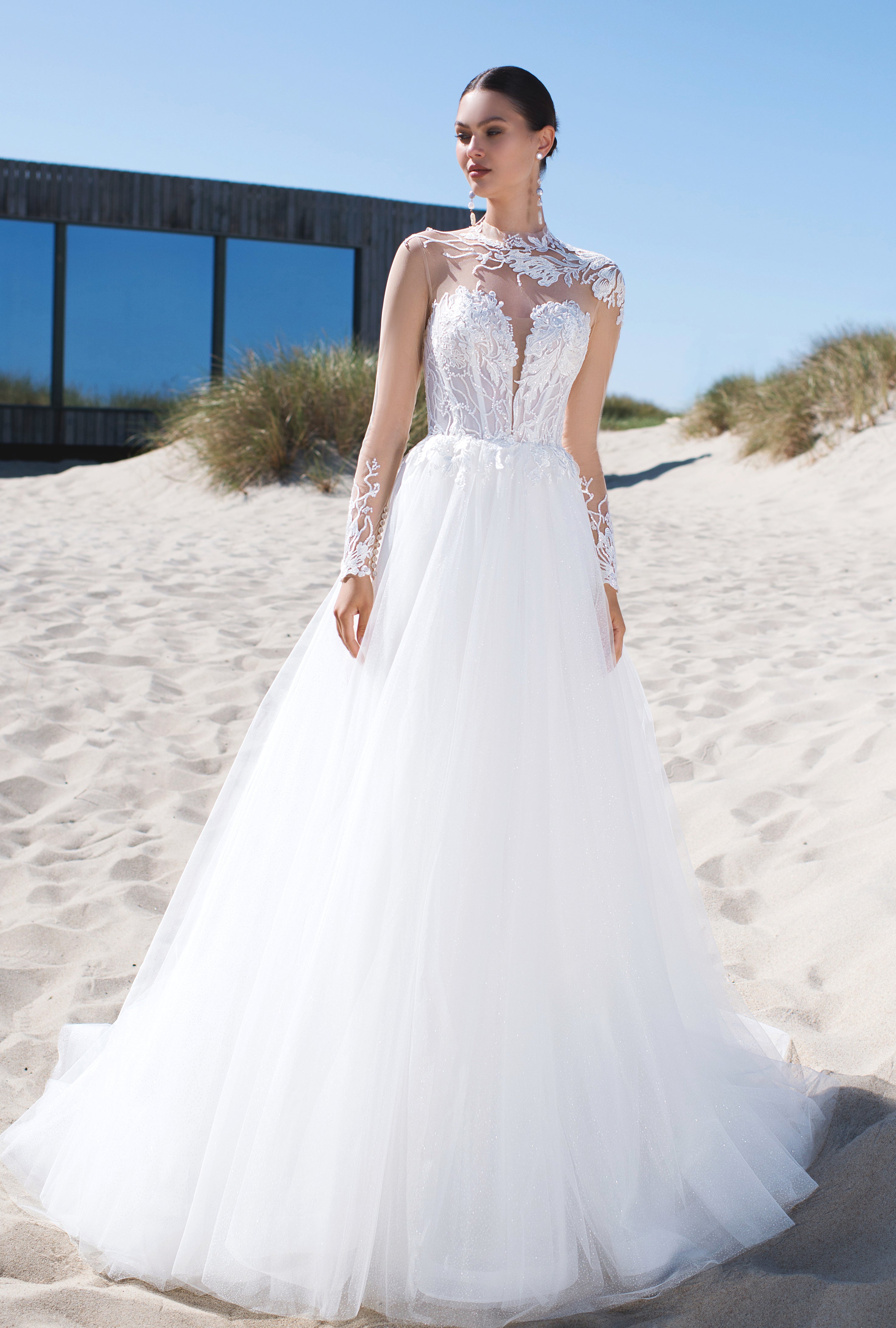 open lace back dress FairOnly M368 Women's Colorblock Bridal Wedding Dress (XXL, White Red) at  Amazon Women's Clothing store main image 1