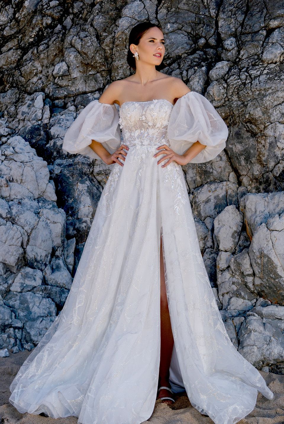 relaxed a line wedding dress Square Neckline A-Line Minimalist Wedding Dress With Removable Sleeves HAREM's Brides
