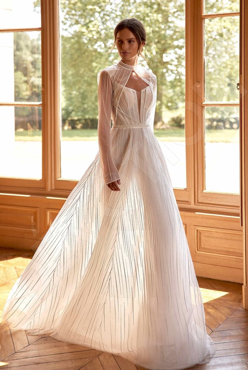 Aries Wedding Dress - Video Aries Wedding Dress - Video