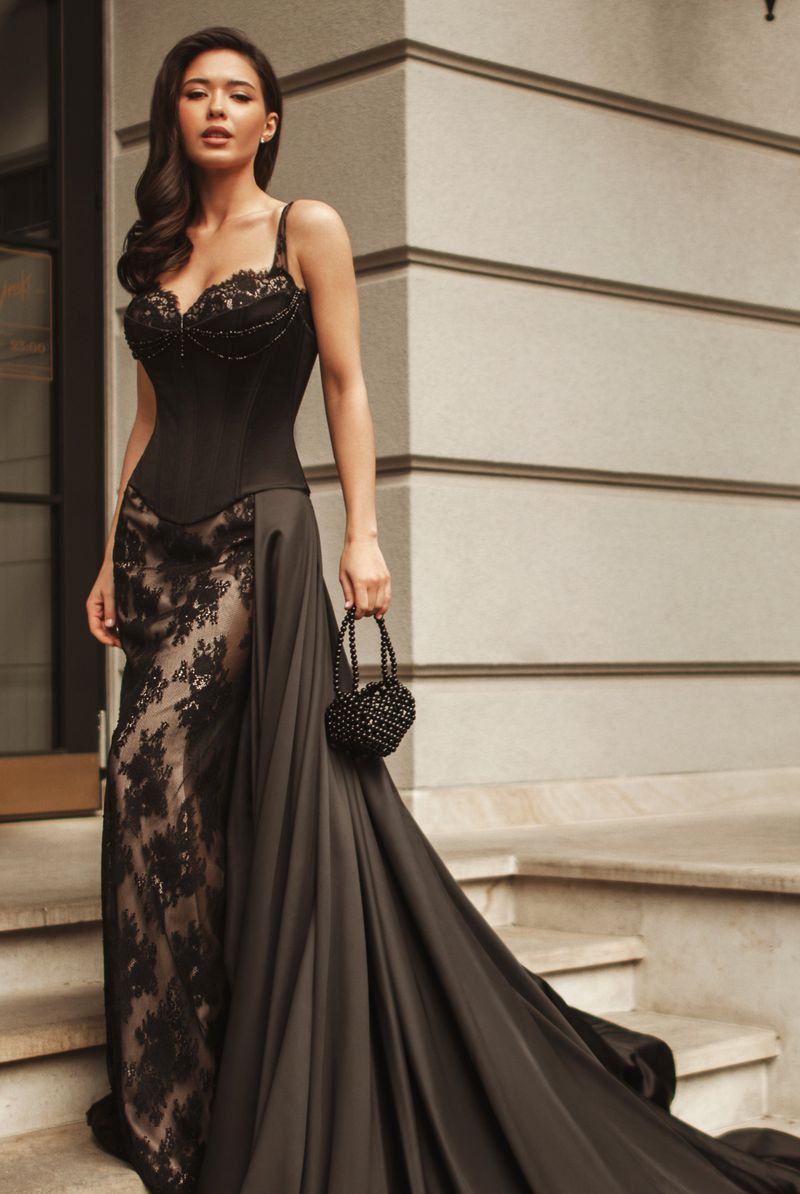 Becky Custom-Made Mermaid Sweetheart Neckline Wedding Dress Becky Custom-Made Mermaid Sweetheart Neckline Wedding Dress