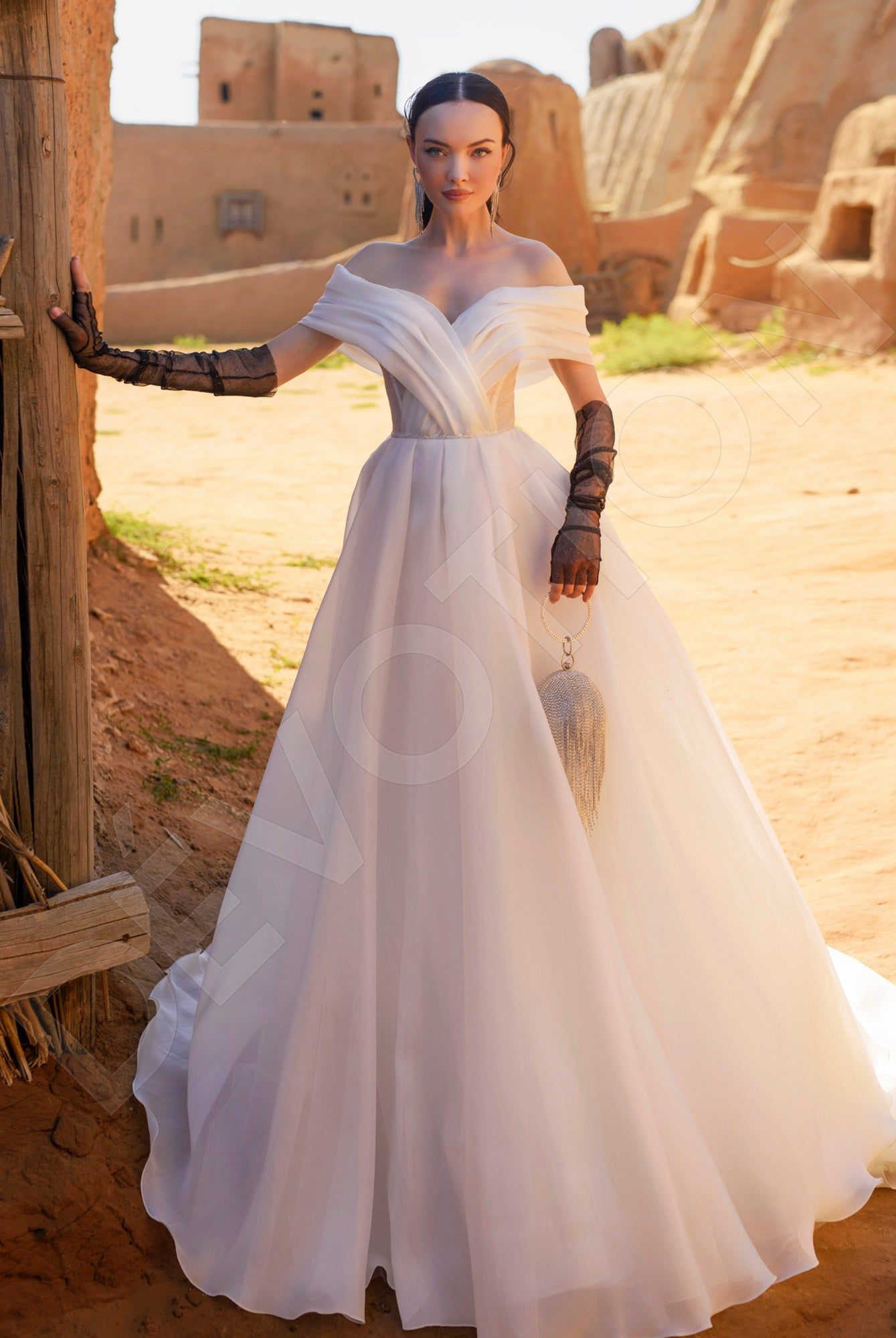 Branta Wedding Dress - Video