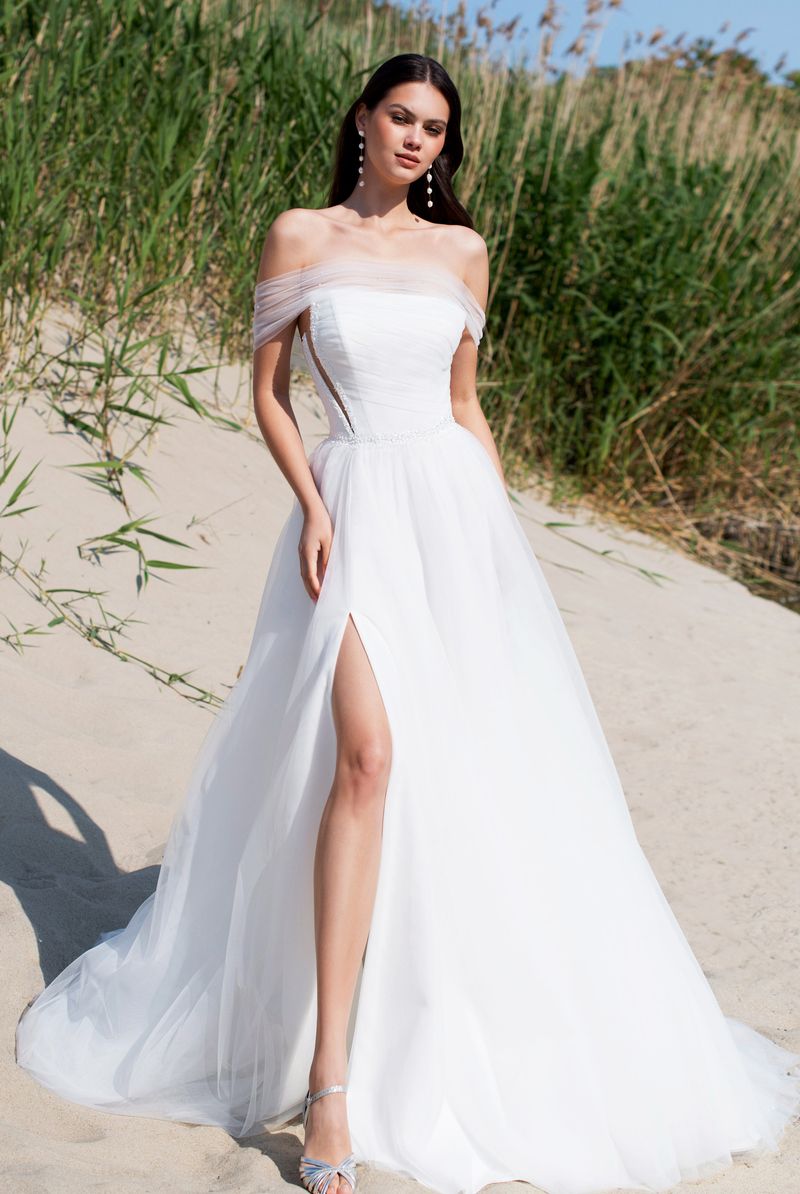 Bruni Wedding Dress - Video Bruni Wedding Dress - Video