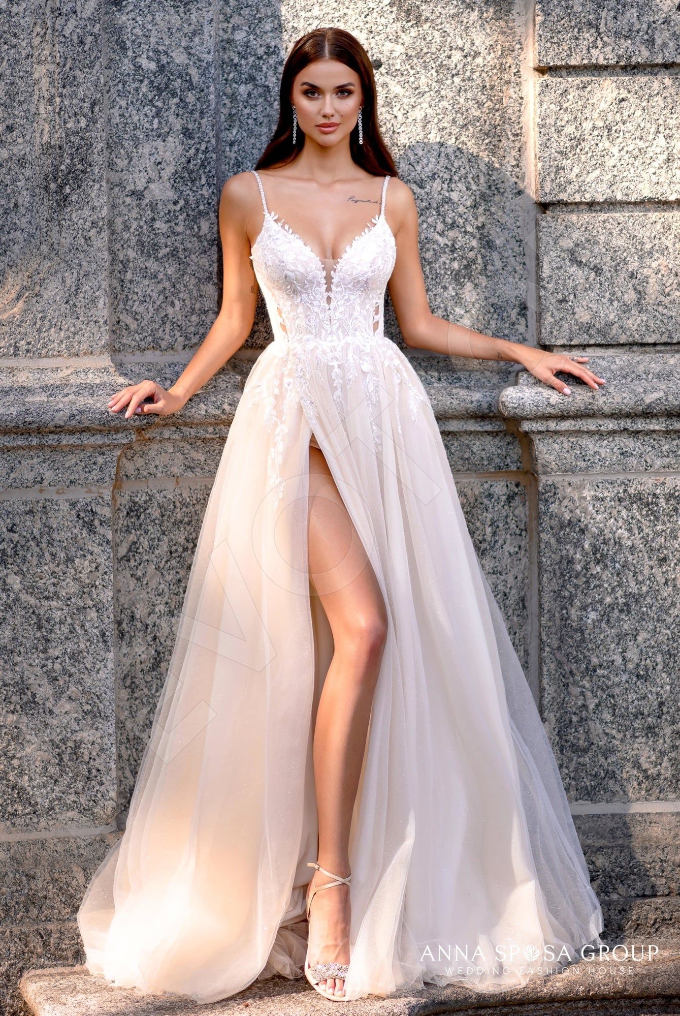 chinese dress ladies Stunning A-line Lace Sexy Deep V-neck Sparkle Sequin Wedding Dresses, FC5447