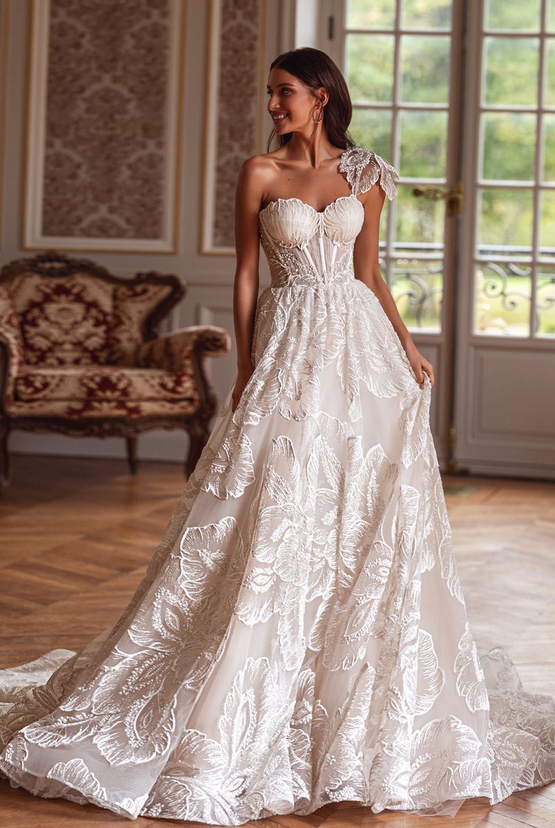 Jade-Rose Custom-Made A-line Sweetheart Neckline Wedding Dress Jade-Rose Custom-Made A-line Sweetheart Neckline Wedding Dress