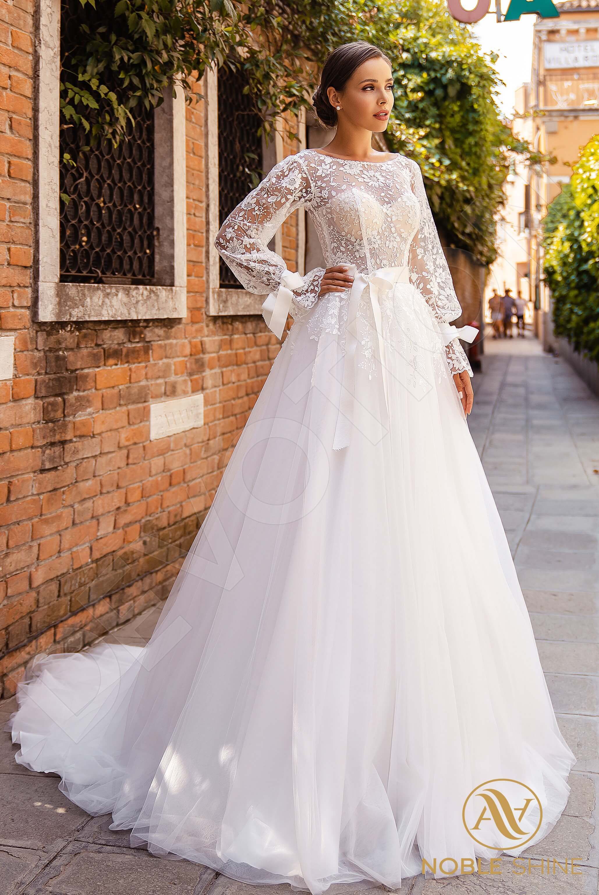 Letizia  Custom-Made A-line Bateau Neckline Wedding Dress