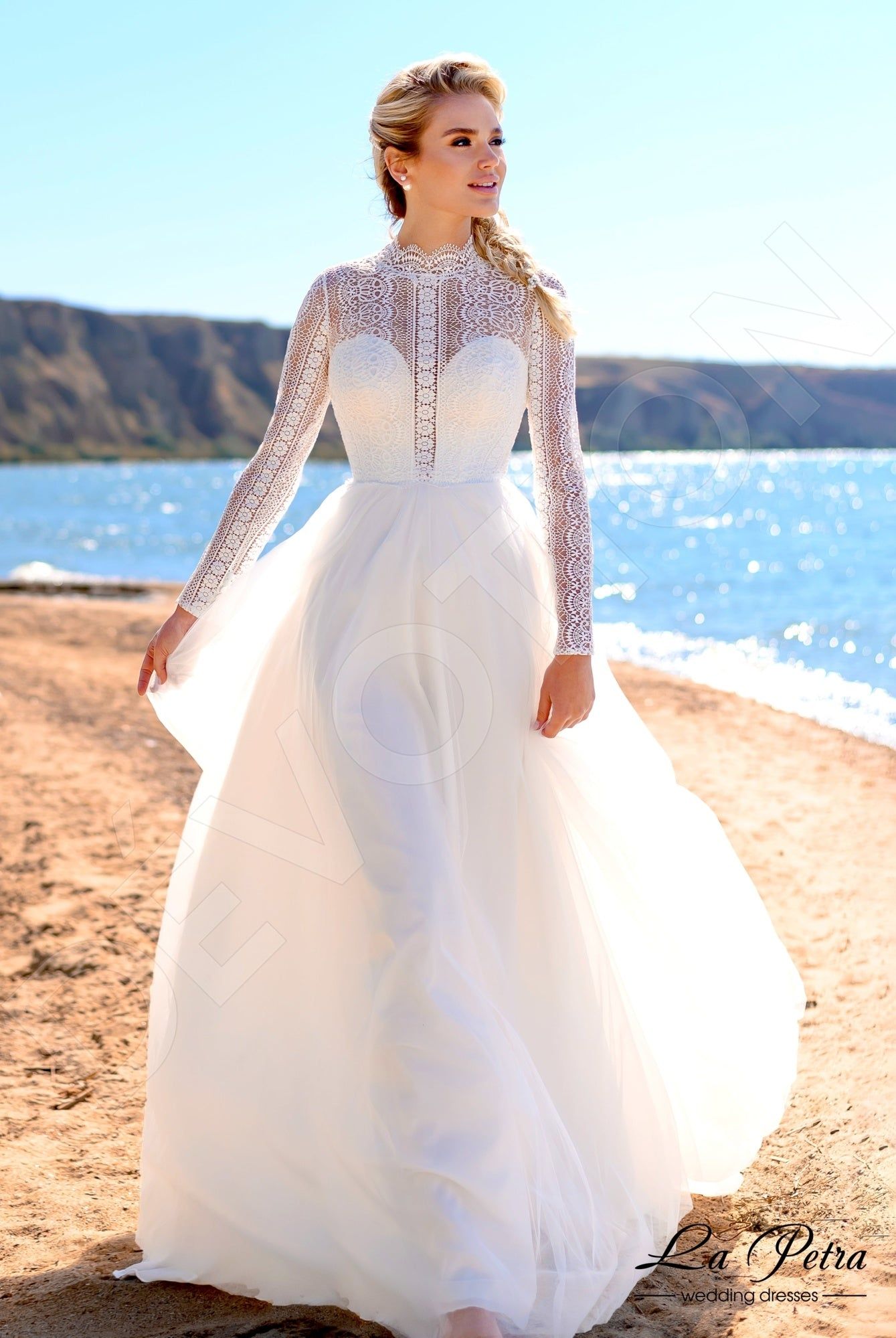 chinese dress ladies Long Sleeve Lace Wedding Dress with Embroidered Lace, 6 Weeks / 18 main image 0