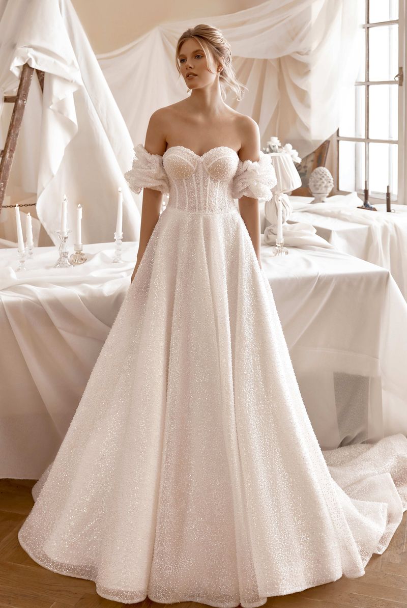 Custom-Made A-line Sweetheart Wedding Dress $2,300 | Devotion Dresses Custom-Made A-line Sweetheart Wedding Dress $2,300 | Devotion Dresses