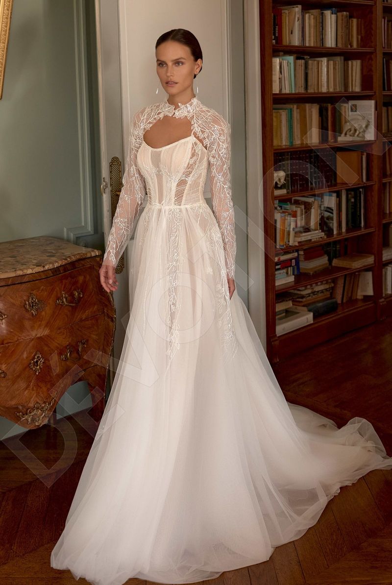 Miala Wedding Dress - Video Miala Wedding Dress - Video