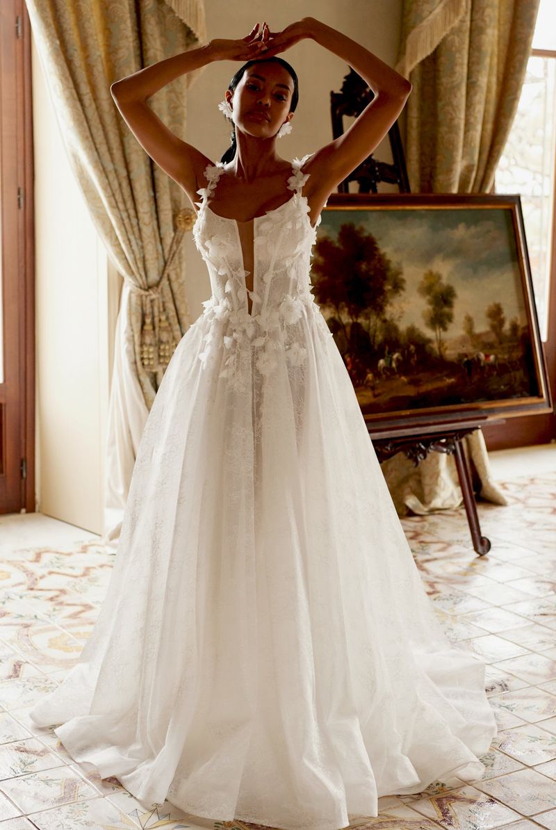 Nymph Wedding Dress - Video Nymph Wedding Dress - Video