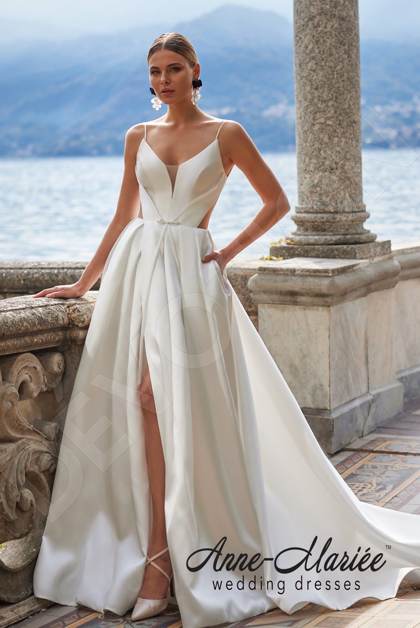 site wedding dress Sample Lace A-Line Sheath with Corset Bodice it remains in good condition Rine  Custom-Made A-line V-neck