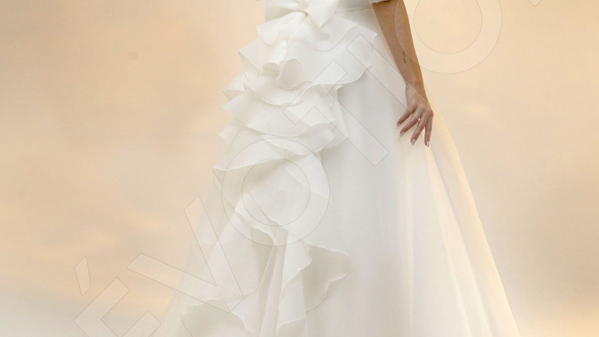 Embracing Autumn's Palette: Fall Colored Wedding Dresses | Devotion Dresses Embracing Autumn's Palette: Fall Colored Wedding Dresses | Devotion Dresses