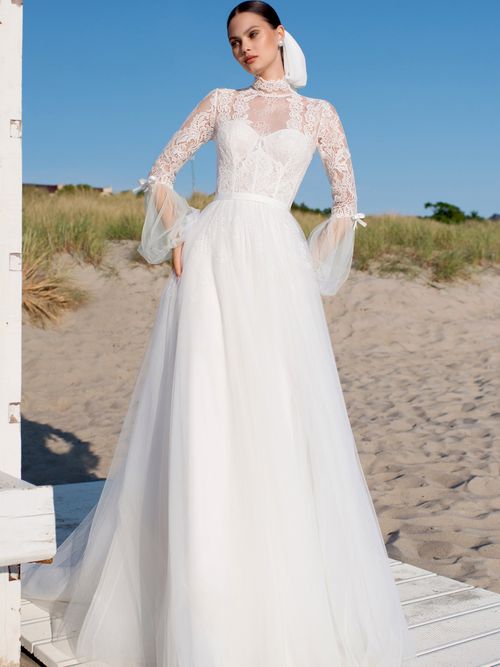 high neck organza wedding dress Sleeveless Bateau Neck Organza Wholesale Wedding Gown